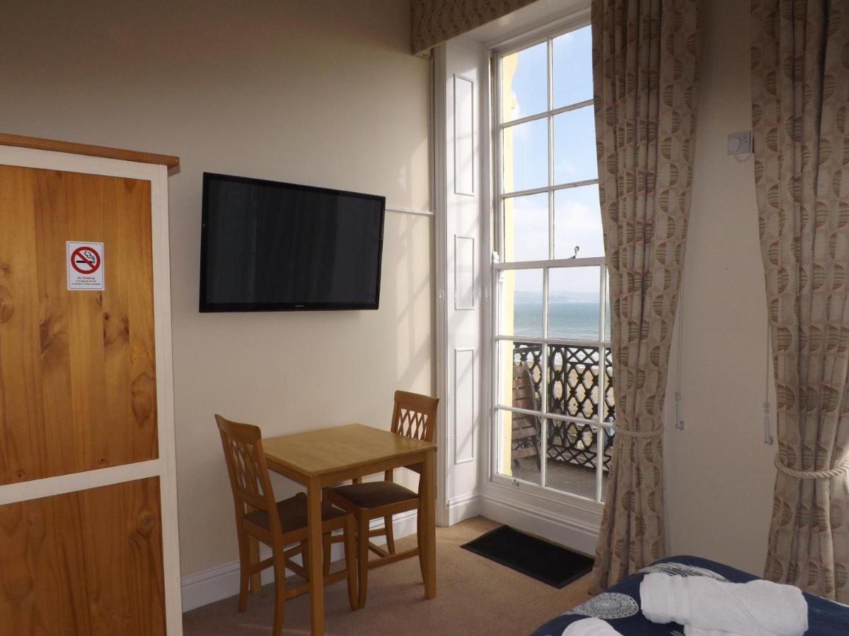 The Edenhurst 3*